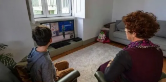 新冠疫情持续严峻,葡萄牙政府重启“远程教育”